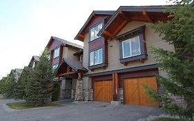 Pinnacle Ridge