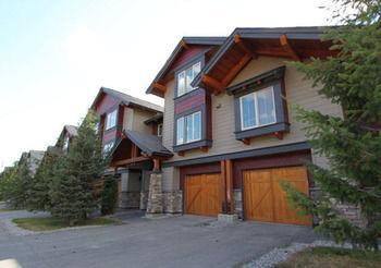 Pinnacle Ridge Chalets By Fcr Fernie Exterior photo